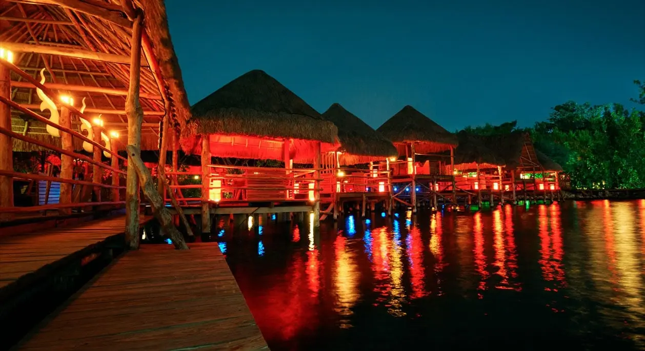 Elefanthai, restaurant in Cancun that offers Indian and Thai food.