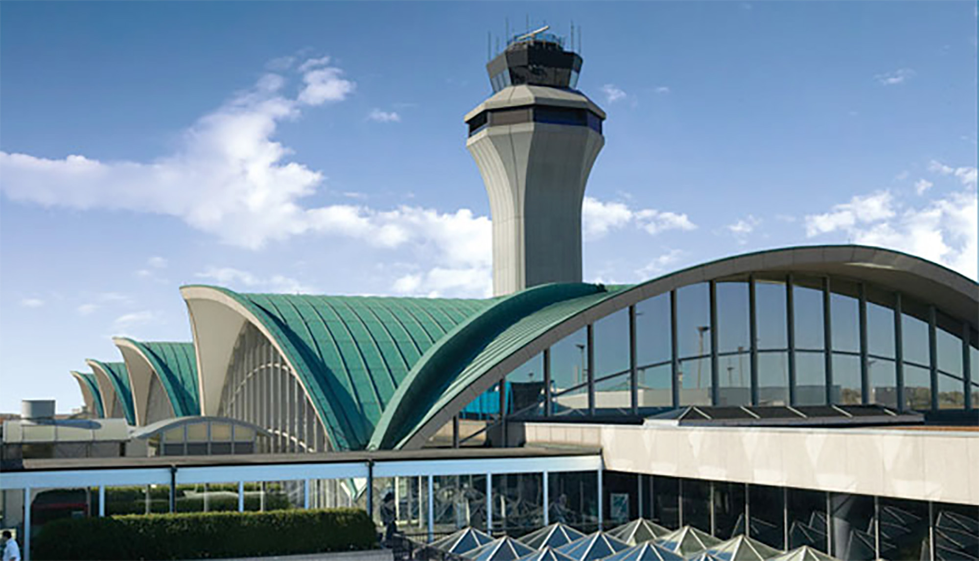 St Louis Lambert International Airport, Cancun International Airport