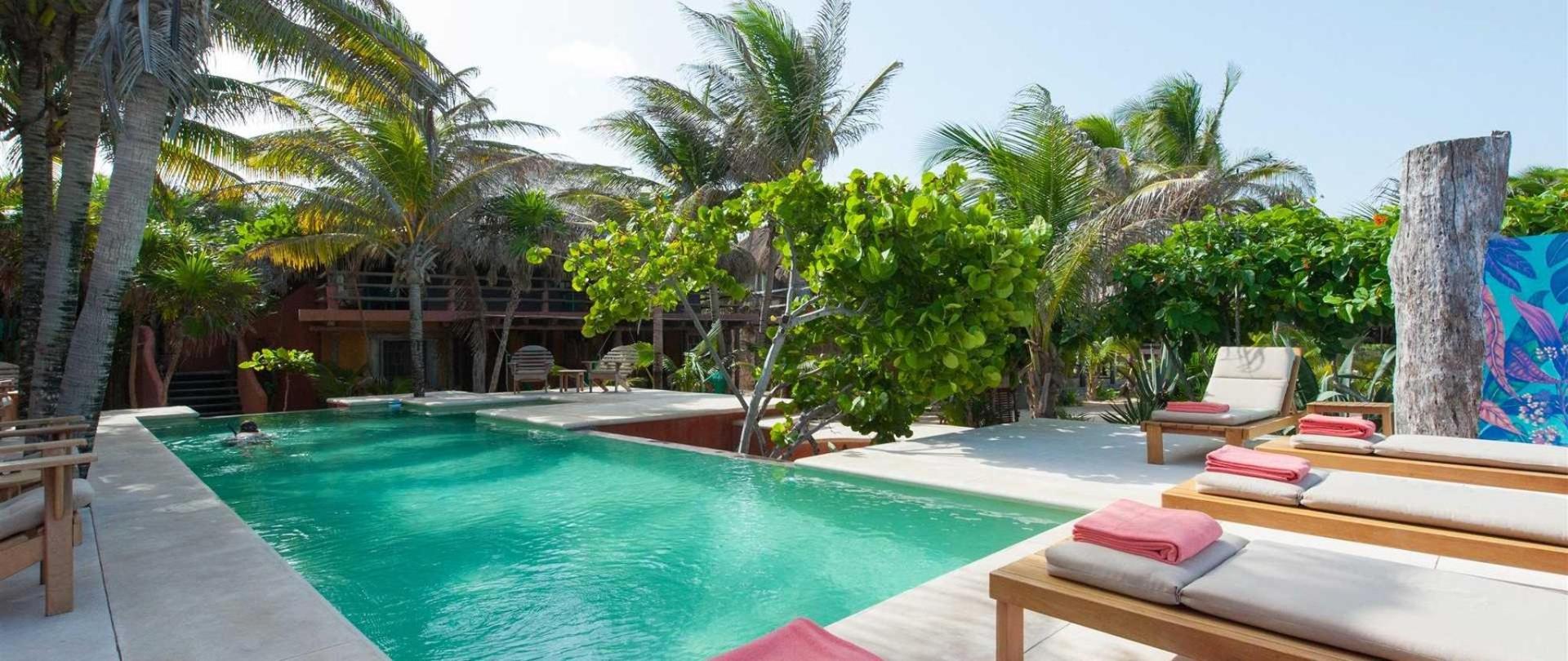 Zamas Hotel
