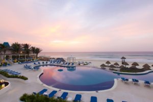 Cancun Airport to Golden Parnassus Resort Cancun
