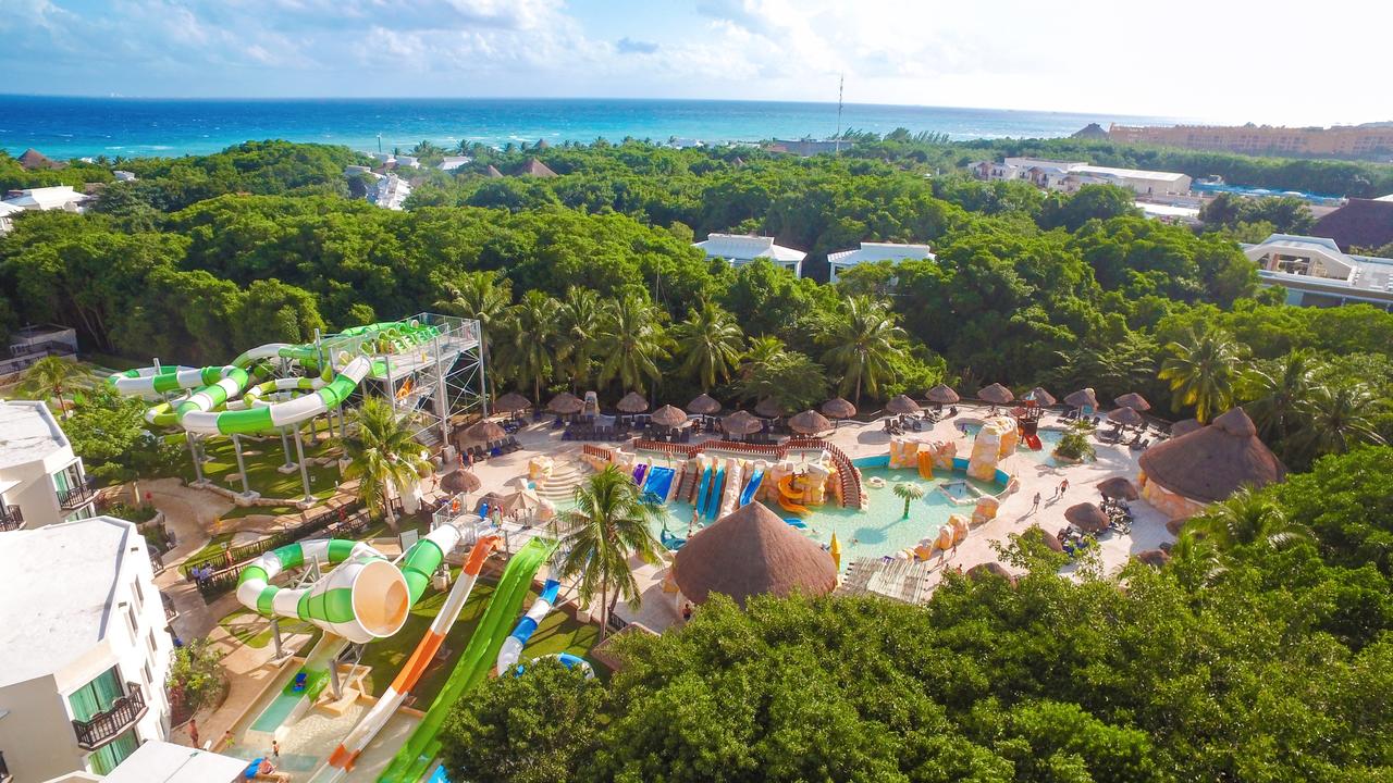 Sandos Caracol Nature Resort & Water Park