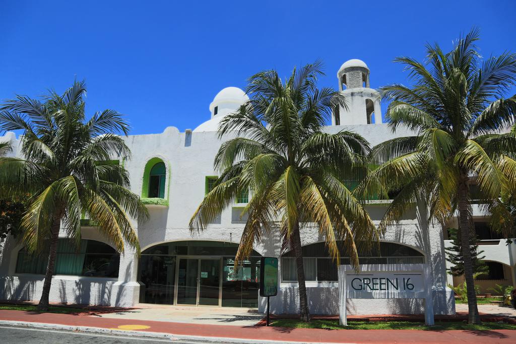 Cancun Airport to Hotel Green 16 Cancun