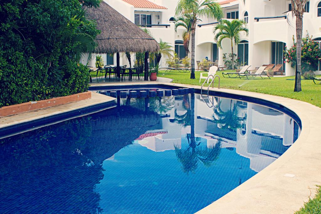 Cancun Airport to B&B SiPlaya in Playa del Carmen