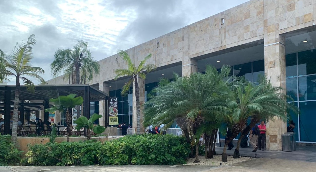 Terminal 3 en el aeropuerto de Cancún
