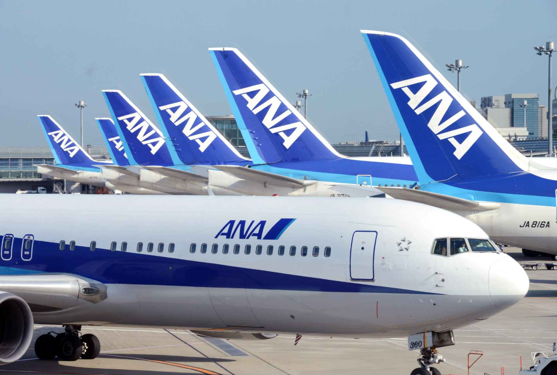 ana cancun airport airlines