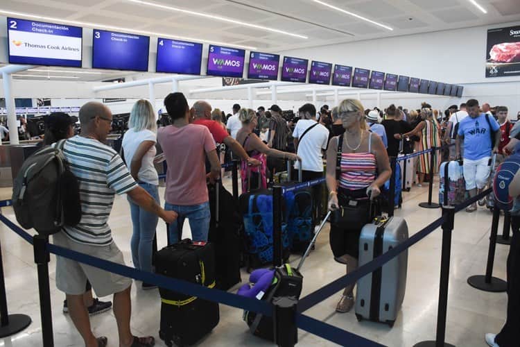 cancun airport against coronavirus