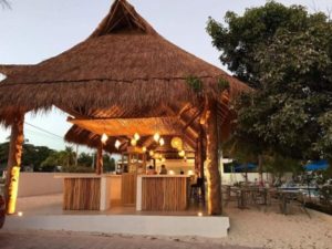 Salciccium Food Truck Village puerto morelos restaurants