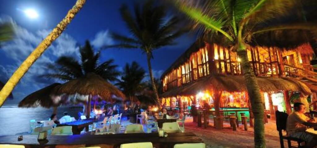 akumal bars