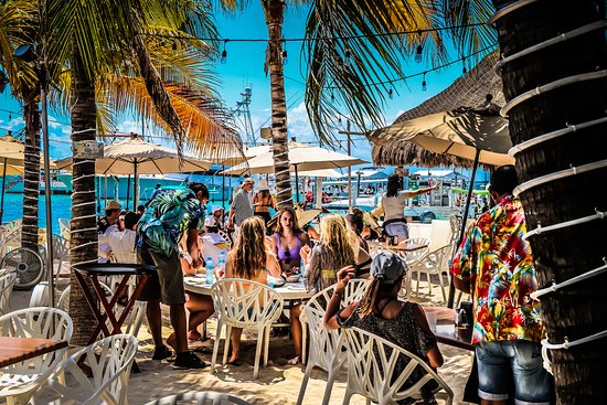 isla mujeres restaurants