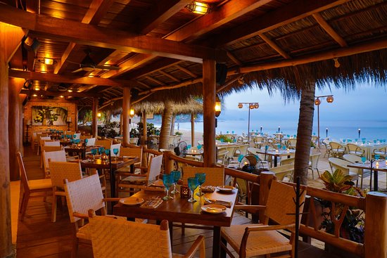 puerto morelos restaurants