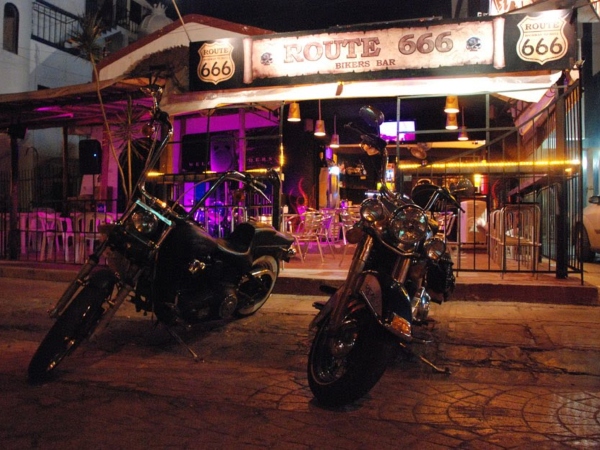 route 666 cancun bars