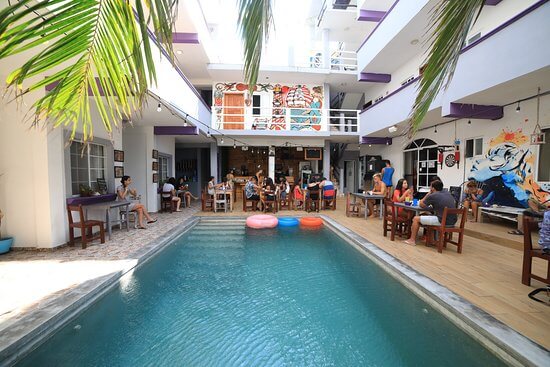 balu hostel isla mujeres