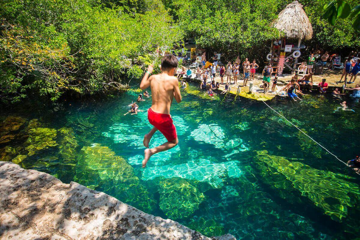 cenote cristalino playa del carmen