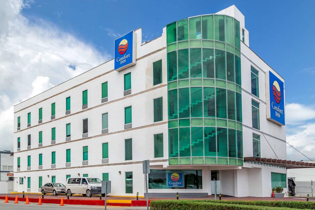 Comfort Inn Cancun Airport Hotel