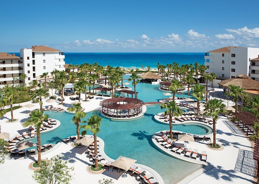 secrets playa mujeres All-inclusive resorts in Cancun for Valentine's Day