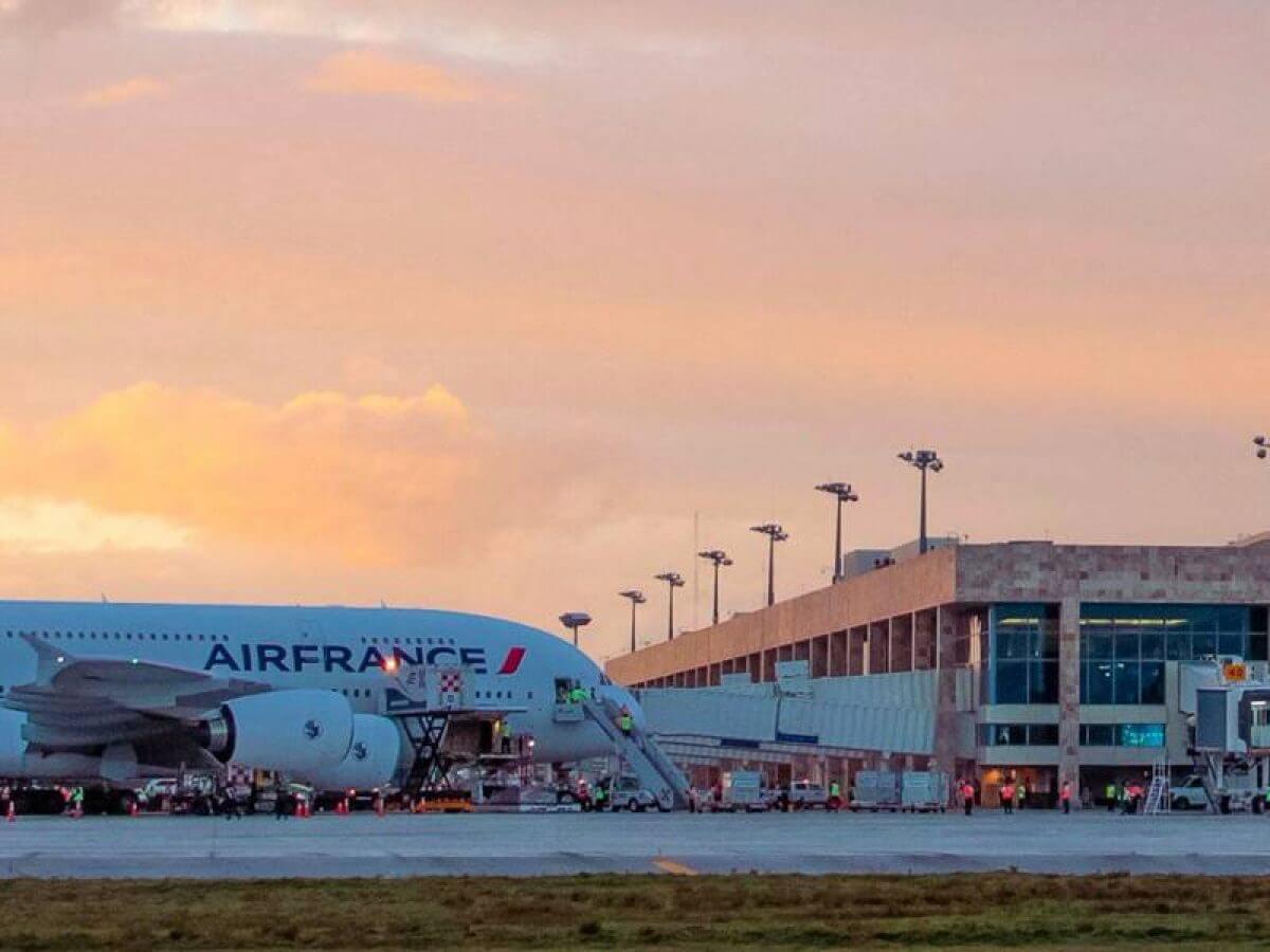 cancun airport arrivals