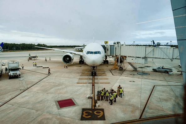 cancun airport flights