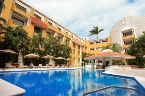 Adhara Cancun Hotel Pool