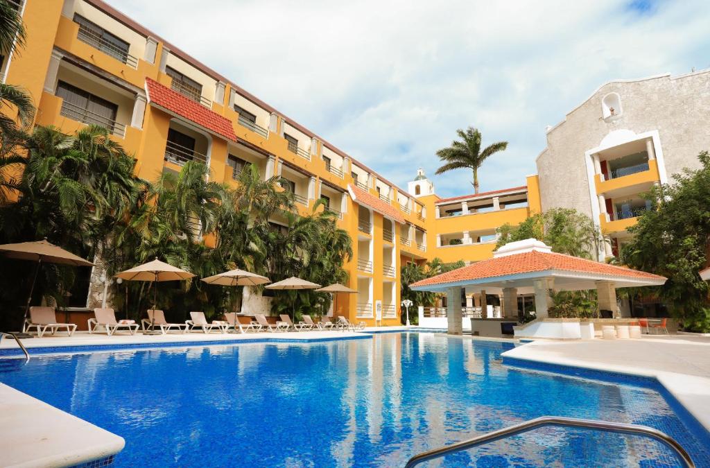 Adhara Cancun Hotel