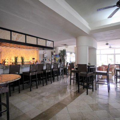Aquamarina Beach Hotel Cancun restaurant