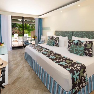 Grand Oasis Cancun suite
