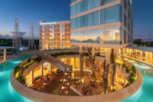 Hilton Garden Inn - The 5 Best Hotels near Cancun Airport Hilton Garden Inn - The 5 Best Hotels near Cancun Airport