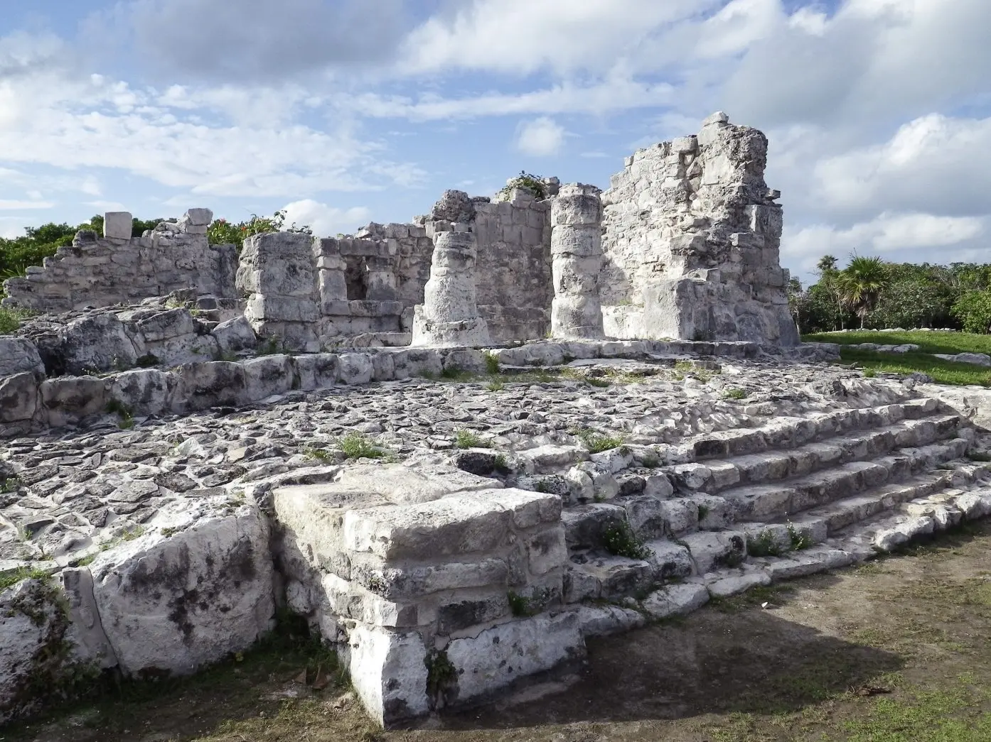 Tours to the Mayan Ruins El Rey