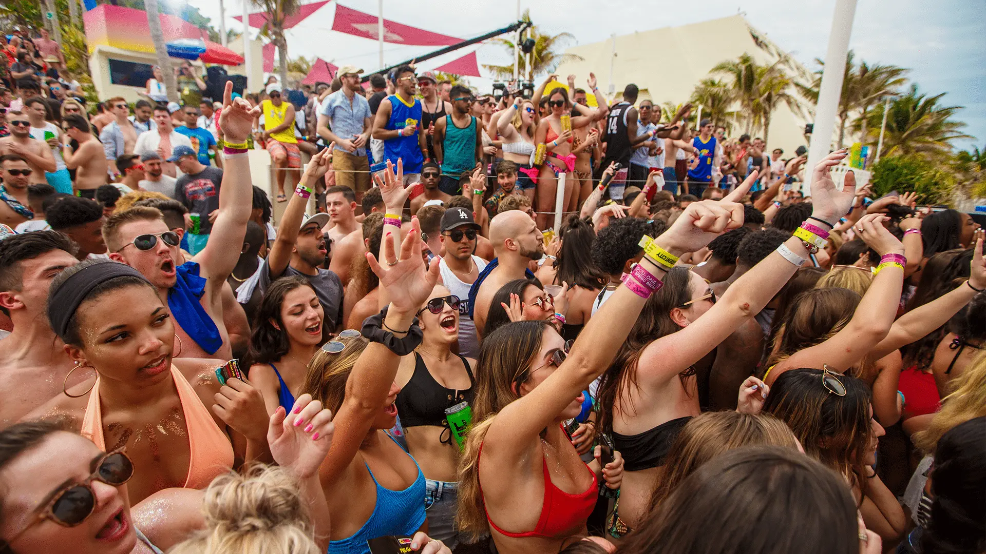 Beach Party during Spring Break in Cancun 2025