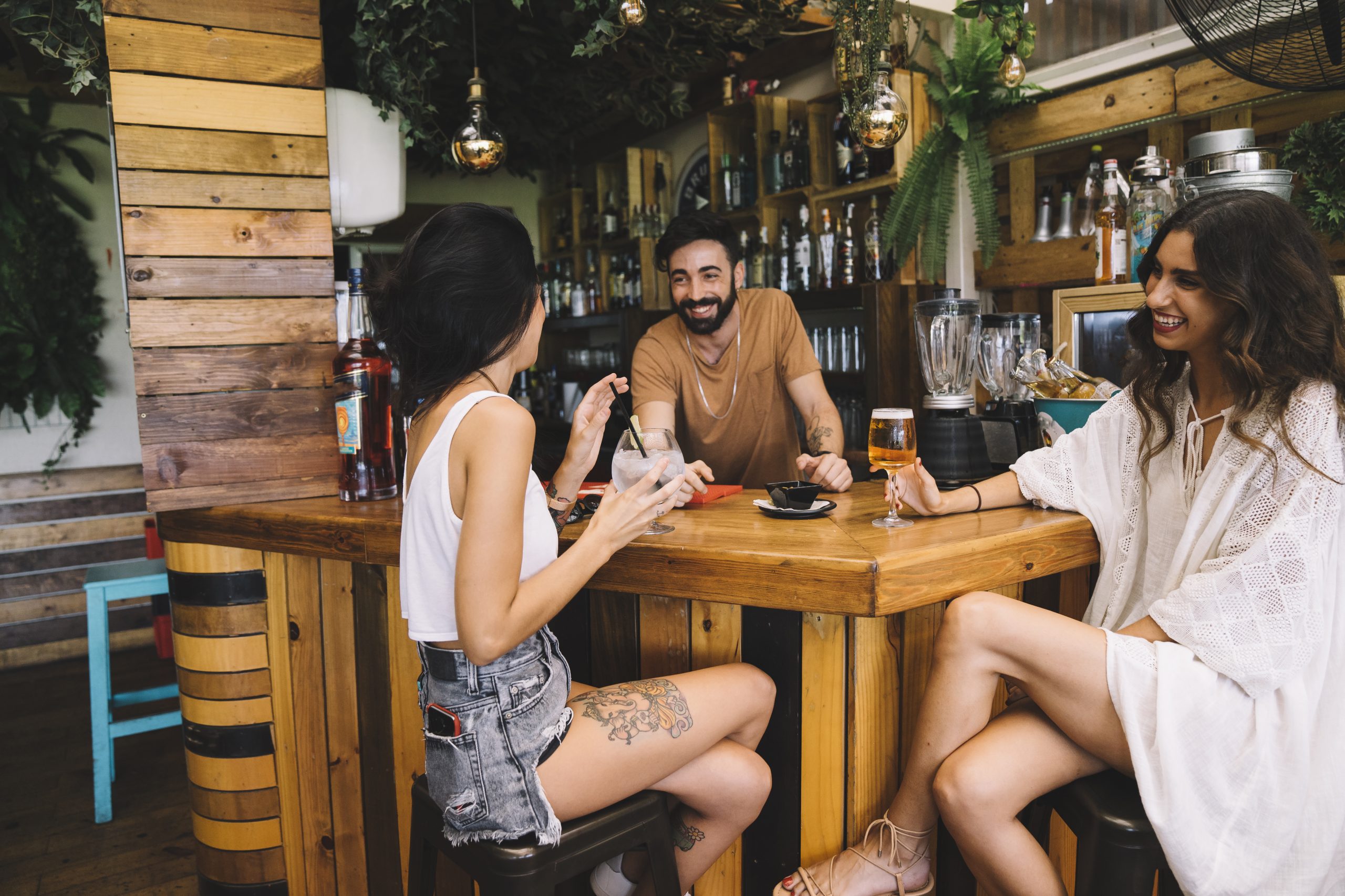Discover the best Cancun's Hottest Downtown Bars