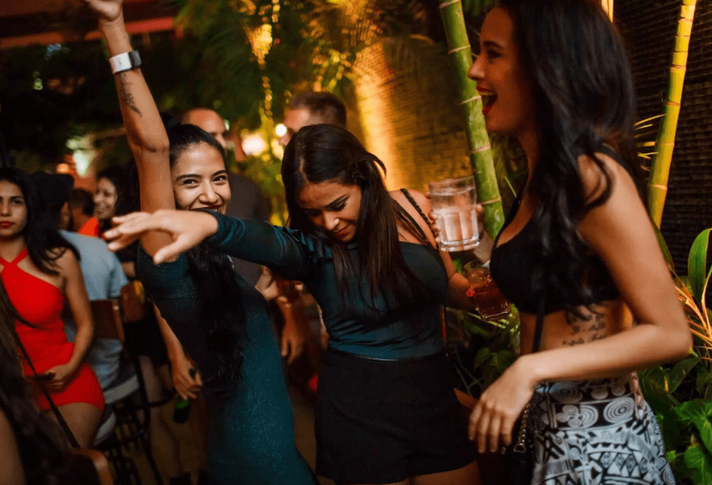 The Ideal Meeting Point: Pre-Game or Total Party