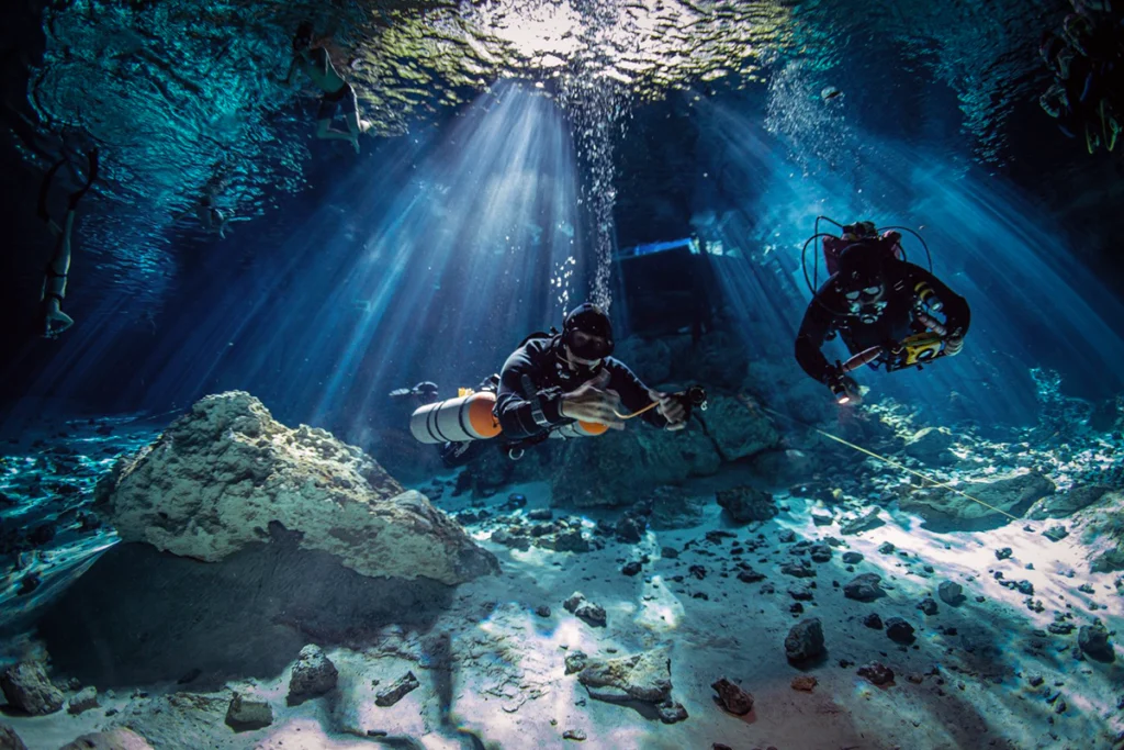 Cenote Dos Ojos