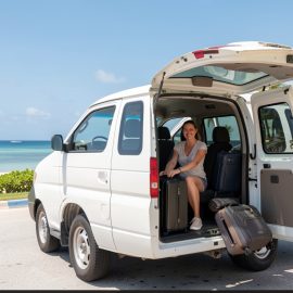 Private transfer vehicle ready for the journey from Cancun Airport to Playa del Carmen