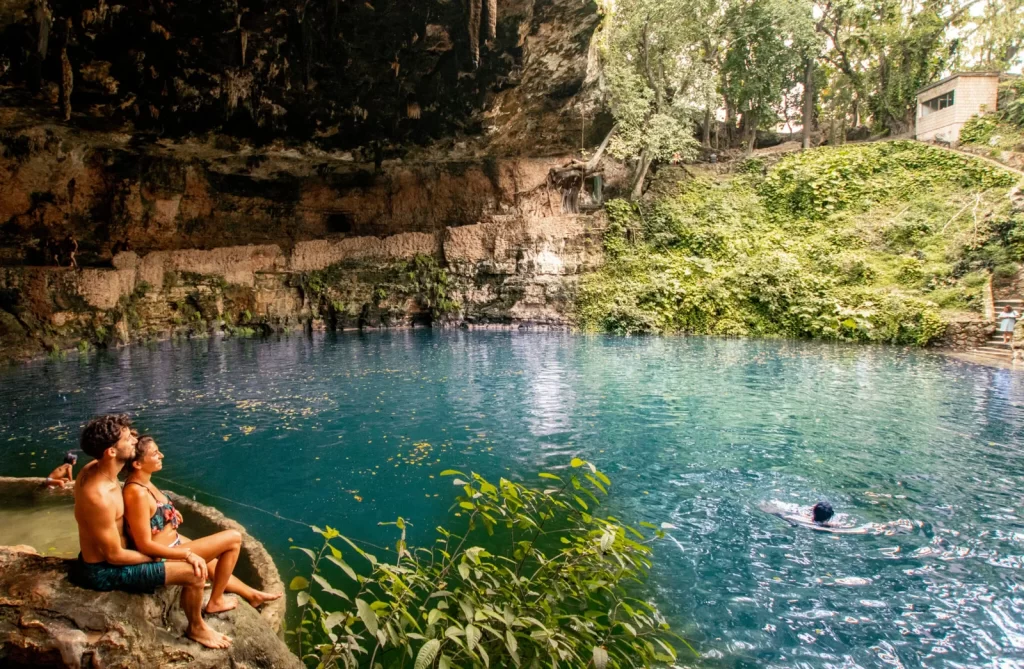 Snorkeling: A World in the Shadows